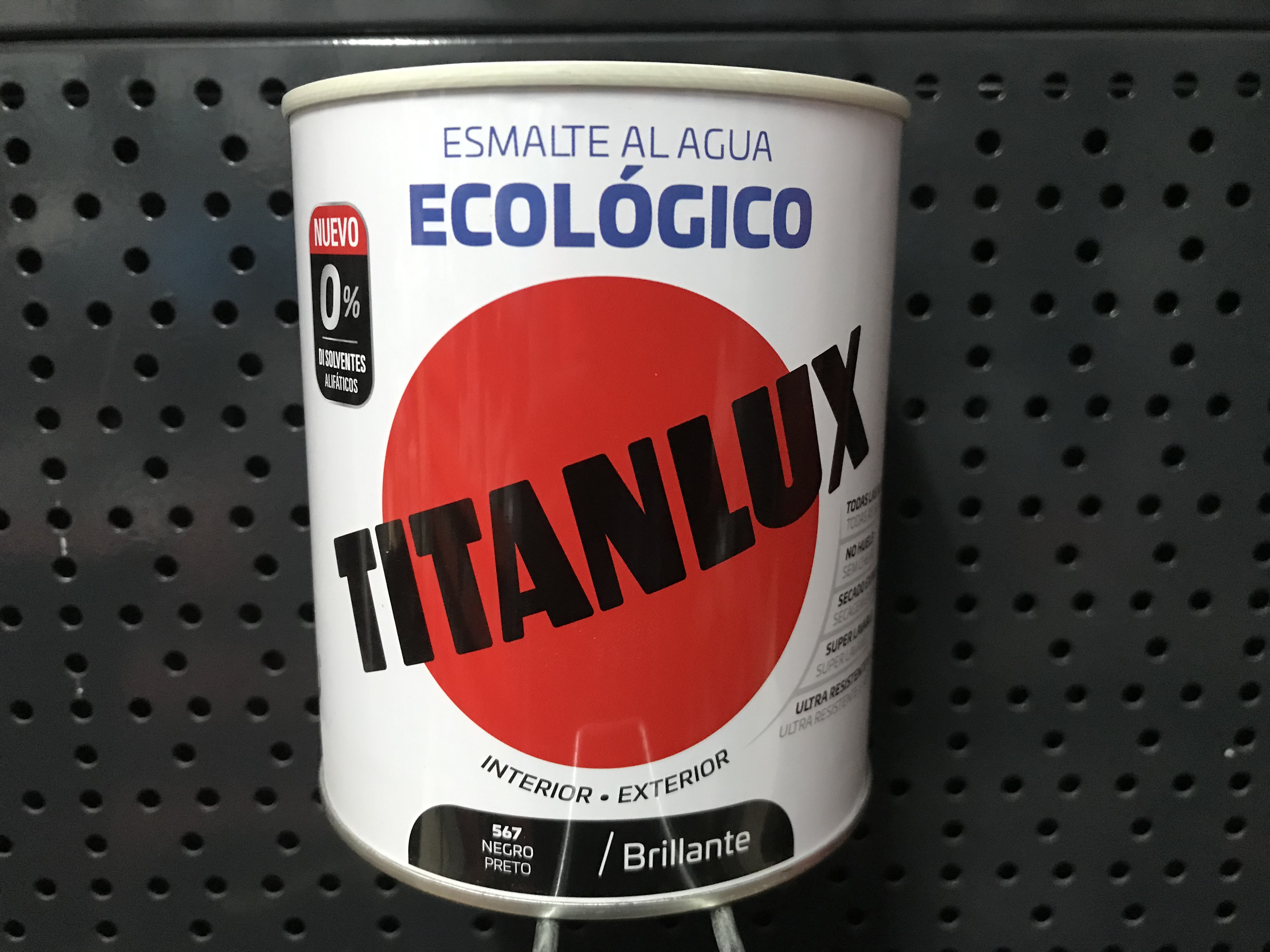 imagen pintura titanlux agua negro 750