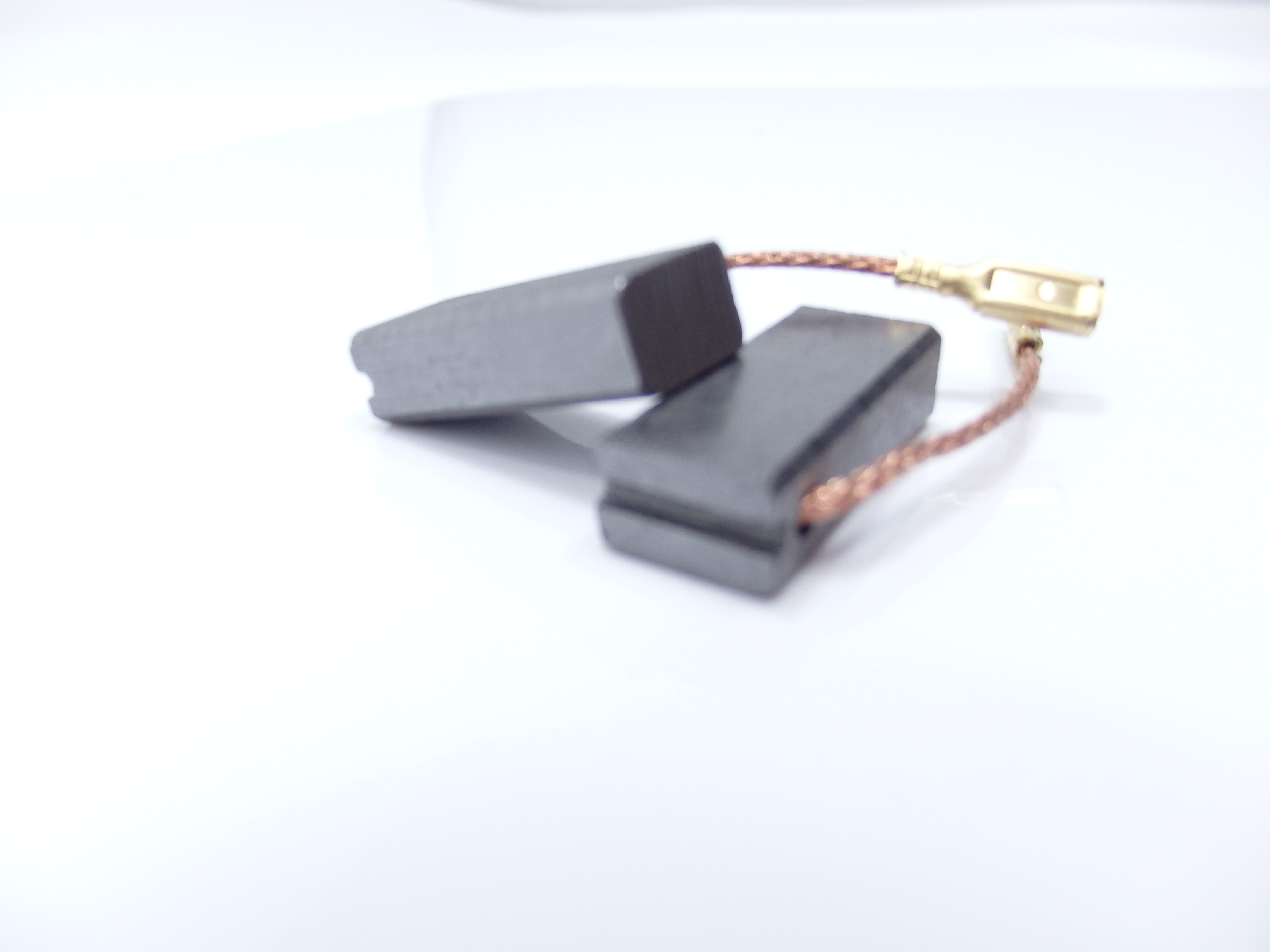 escobilla para maquina virutex 6,4x10x22