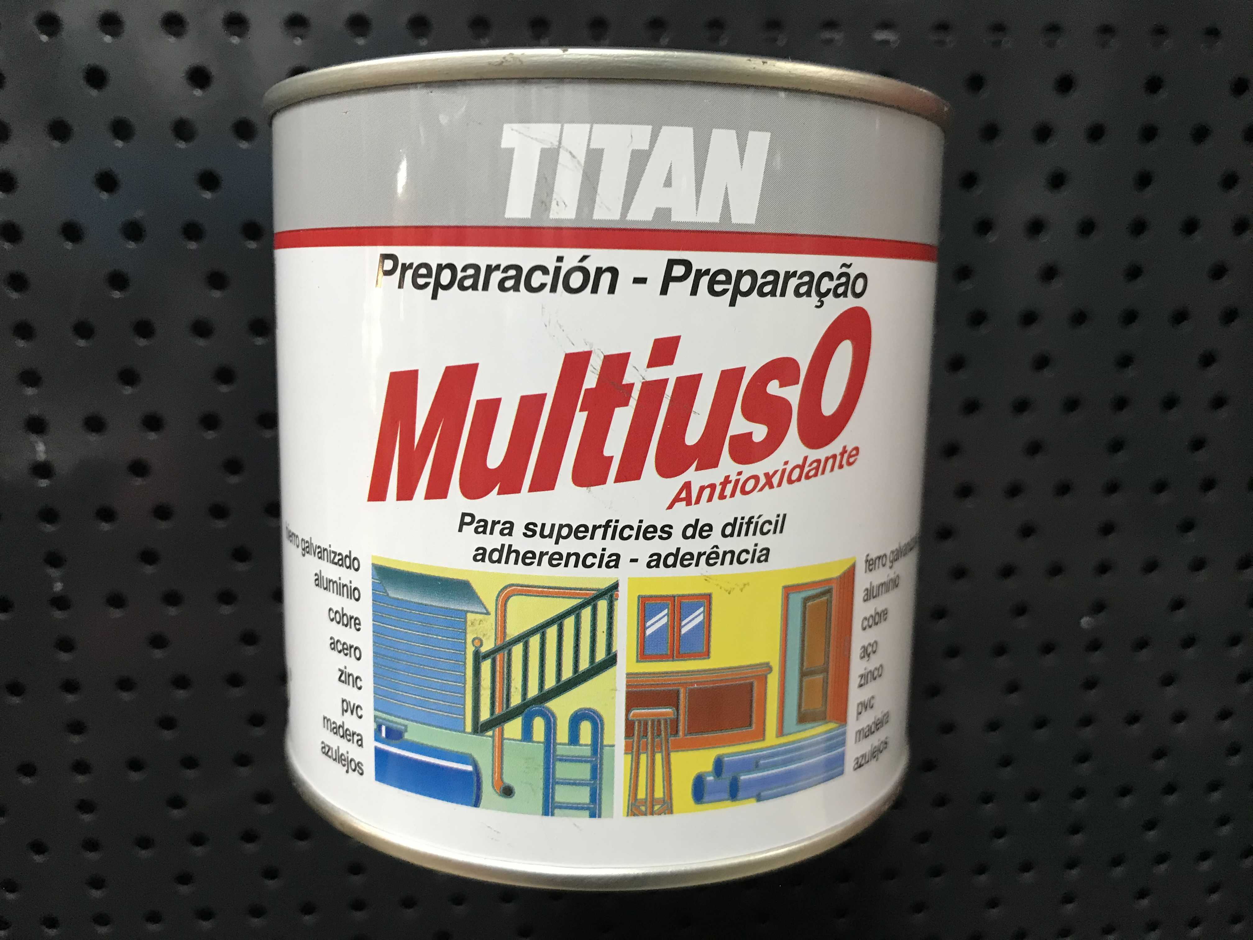 pintura multiusos titan preparacion gris