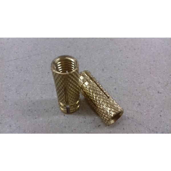 TACO PARED LATON M-8 10X28mm